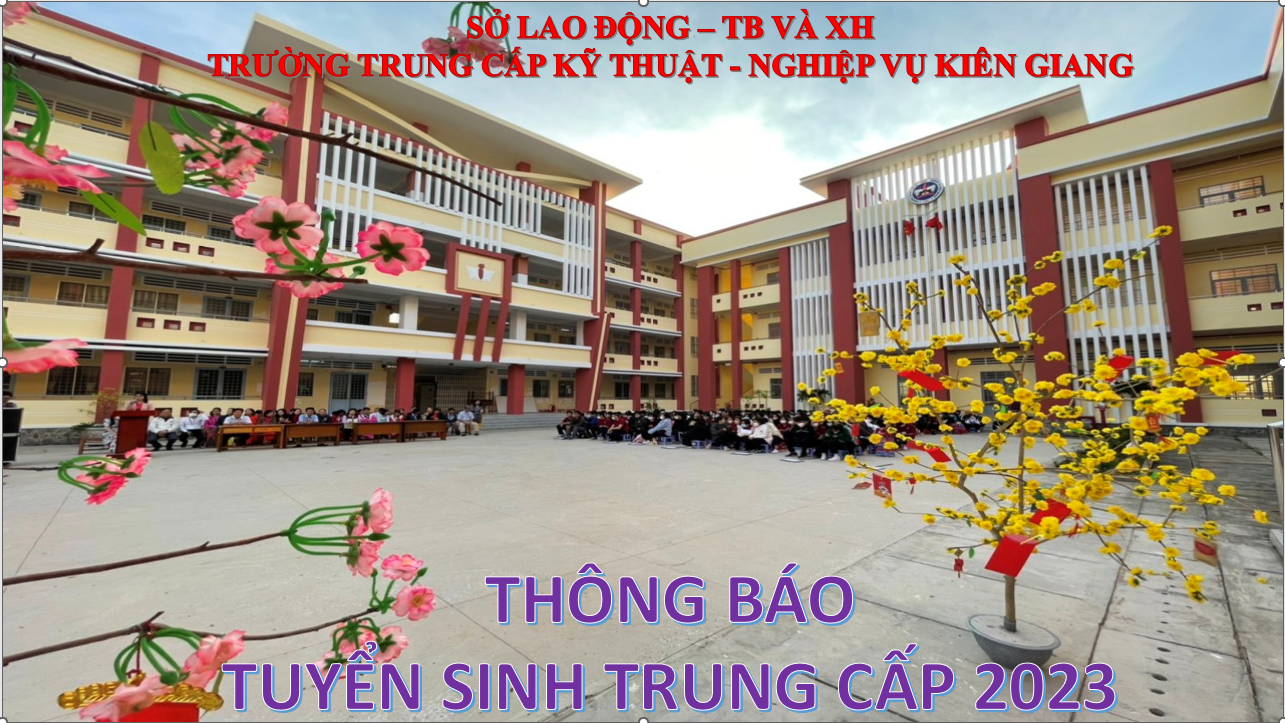 THONG BAO TS TC 2023